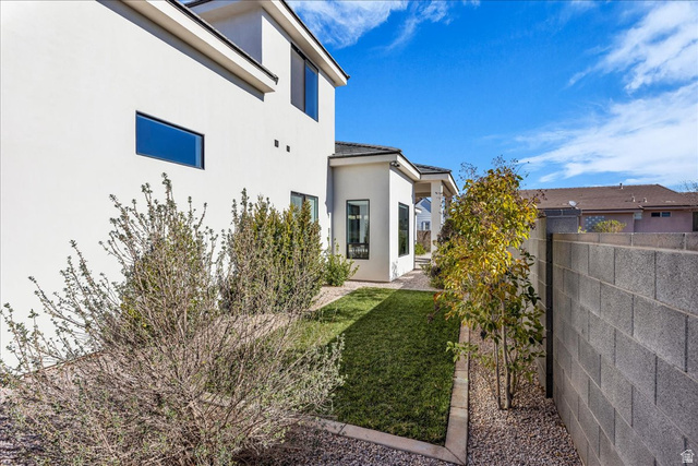 404 North Marsala Way St. George, UT 84770 - Photo 26 of 26 View of fenced yard