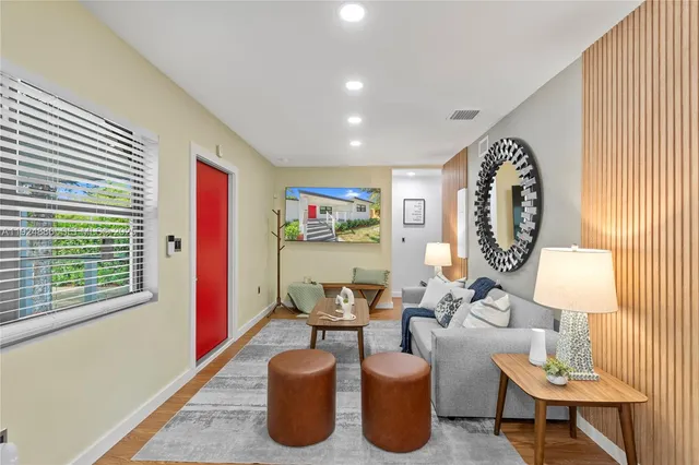 a very nice looking room with many windows