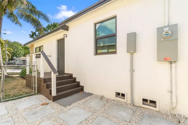 a view of entryway and hall
