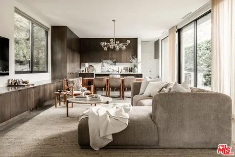 $3,898,000 | 2013 Louella Avenue, Venice, CA 90291