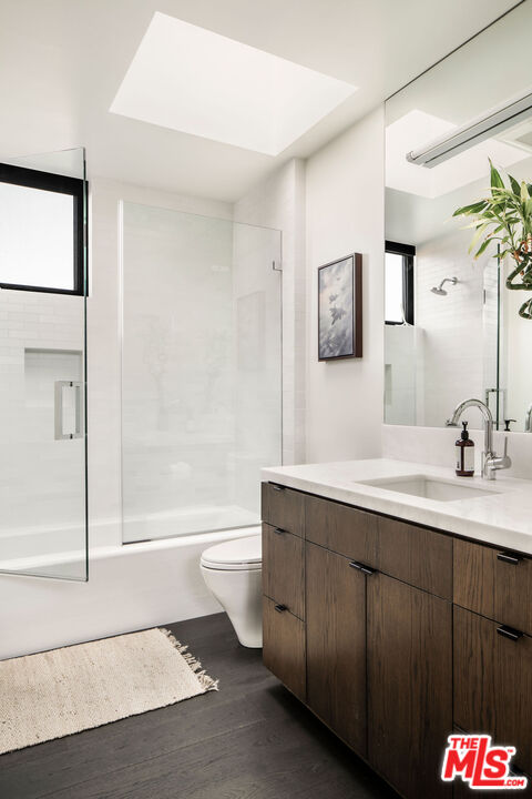 2013 Louella Avenue Venice, CA 90291 - Photo 23 of 26 a bathroom with a sink and a mirror