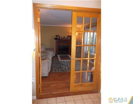 270 Garner Road North Brunswick, NJ 08902 - Photo 11 of 16 Gallery Image 11