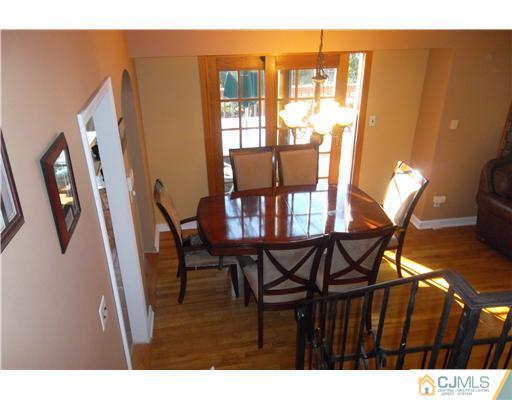 270 Garner Road North Brunswick, NJ 08902 - Photo 4 of 16 Gallery Image 4