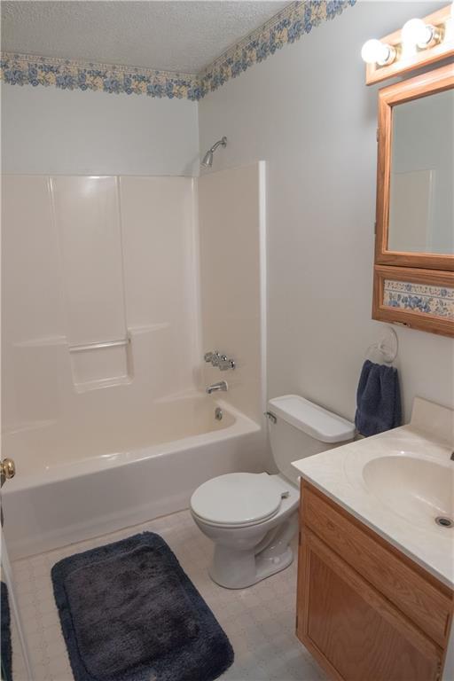 1241 Herman Road Cabot, PA 16023 - Photo 17 of 24