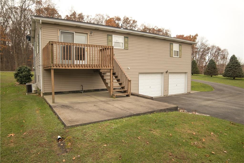 1241 Herman Road Cabot, PA 16023 - Photo 3 of 24