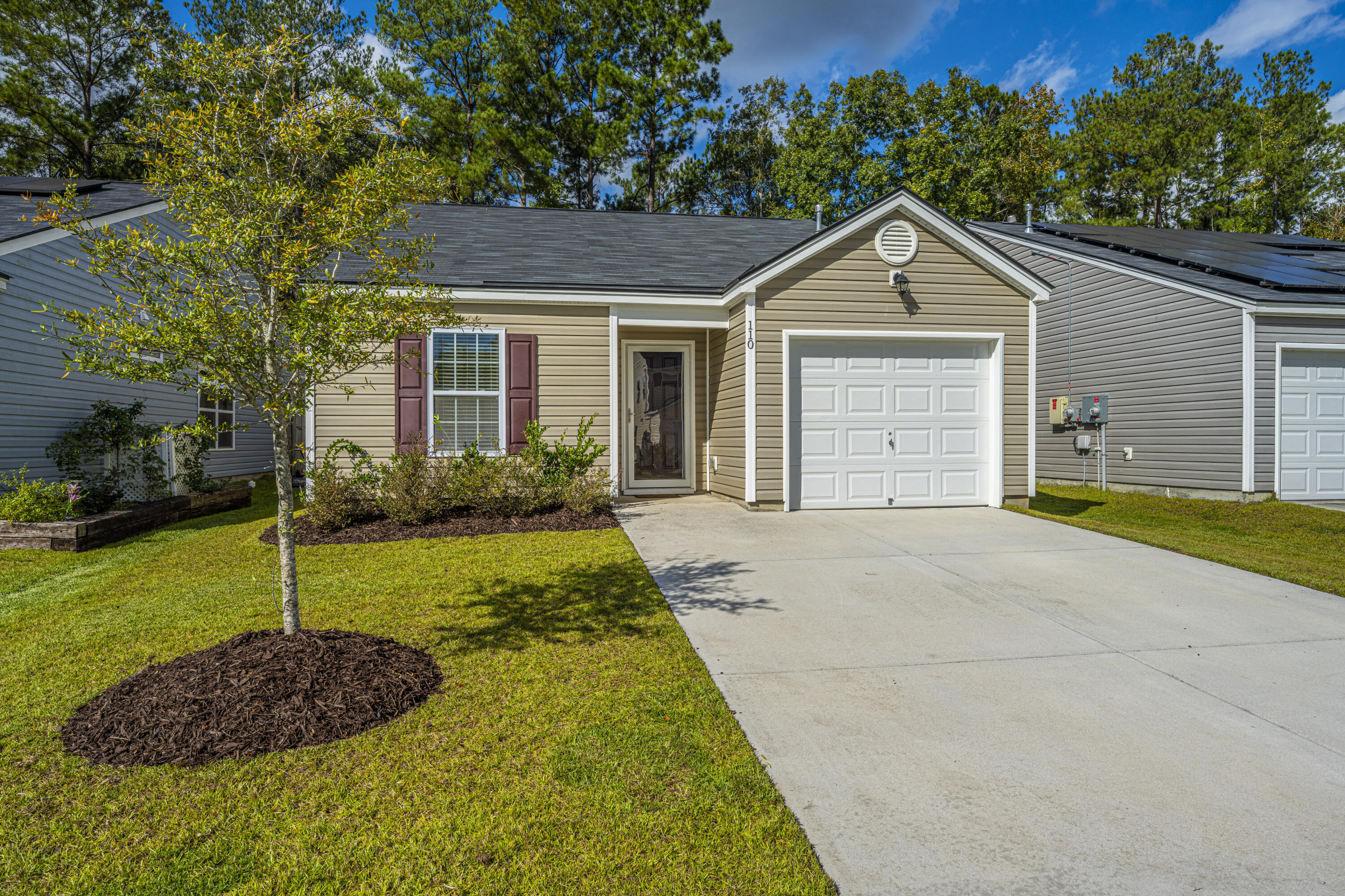 110 Brittondale Road Summerville, SC 29485 - Photo 1 of 27 Exterior
