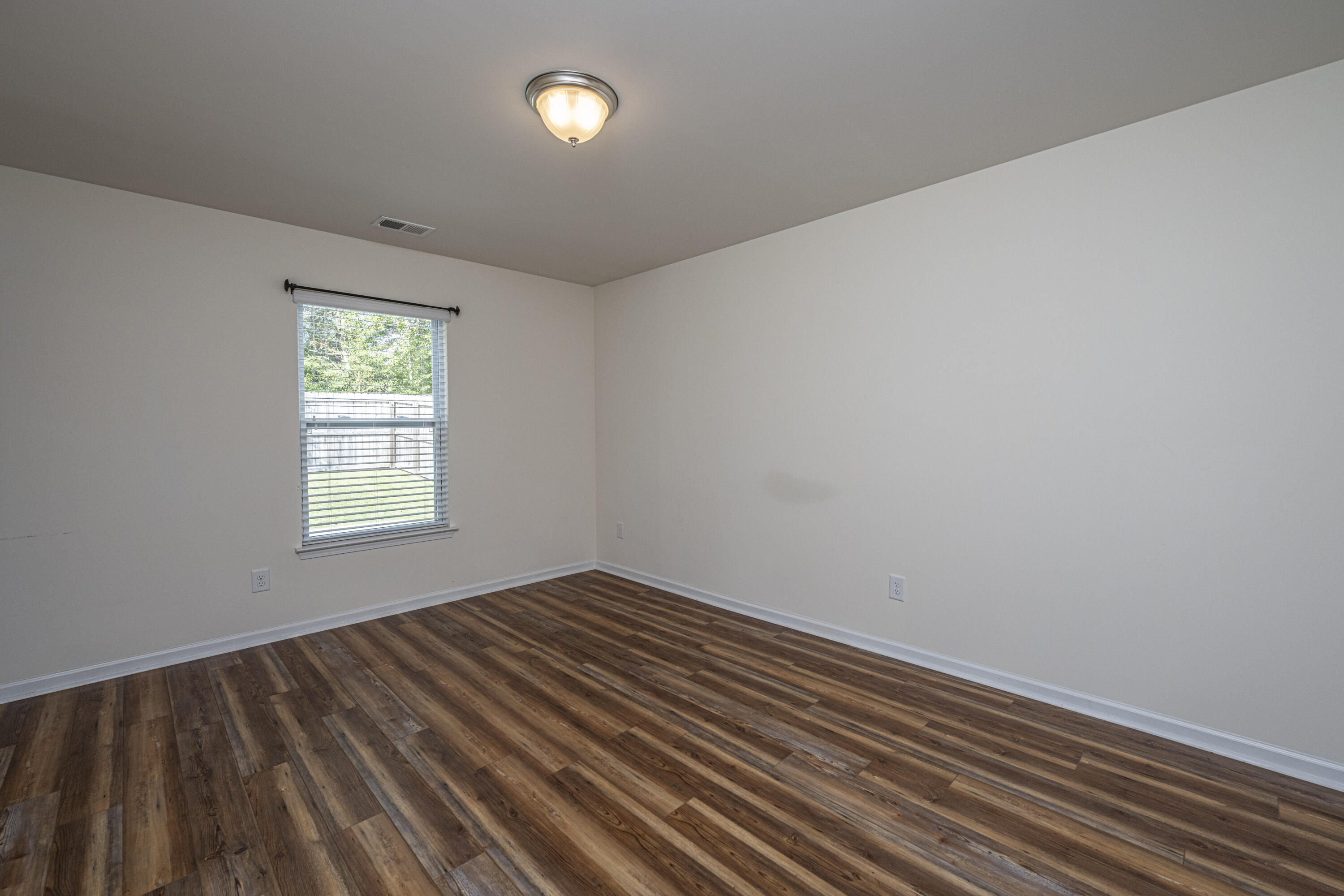 110 Brittondale Road Summerville, SC 29485 - Photo 15 of 27 Master Bedroom