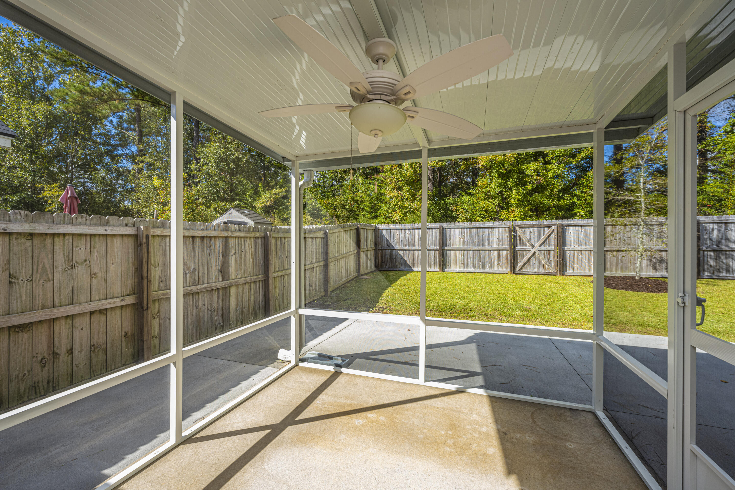 110 Brittondale Road Summerville, SC 29485 - Photo 21 of 27 Screen Porch