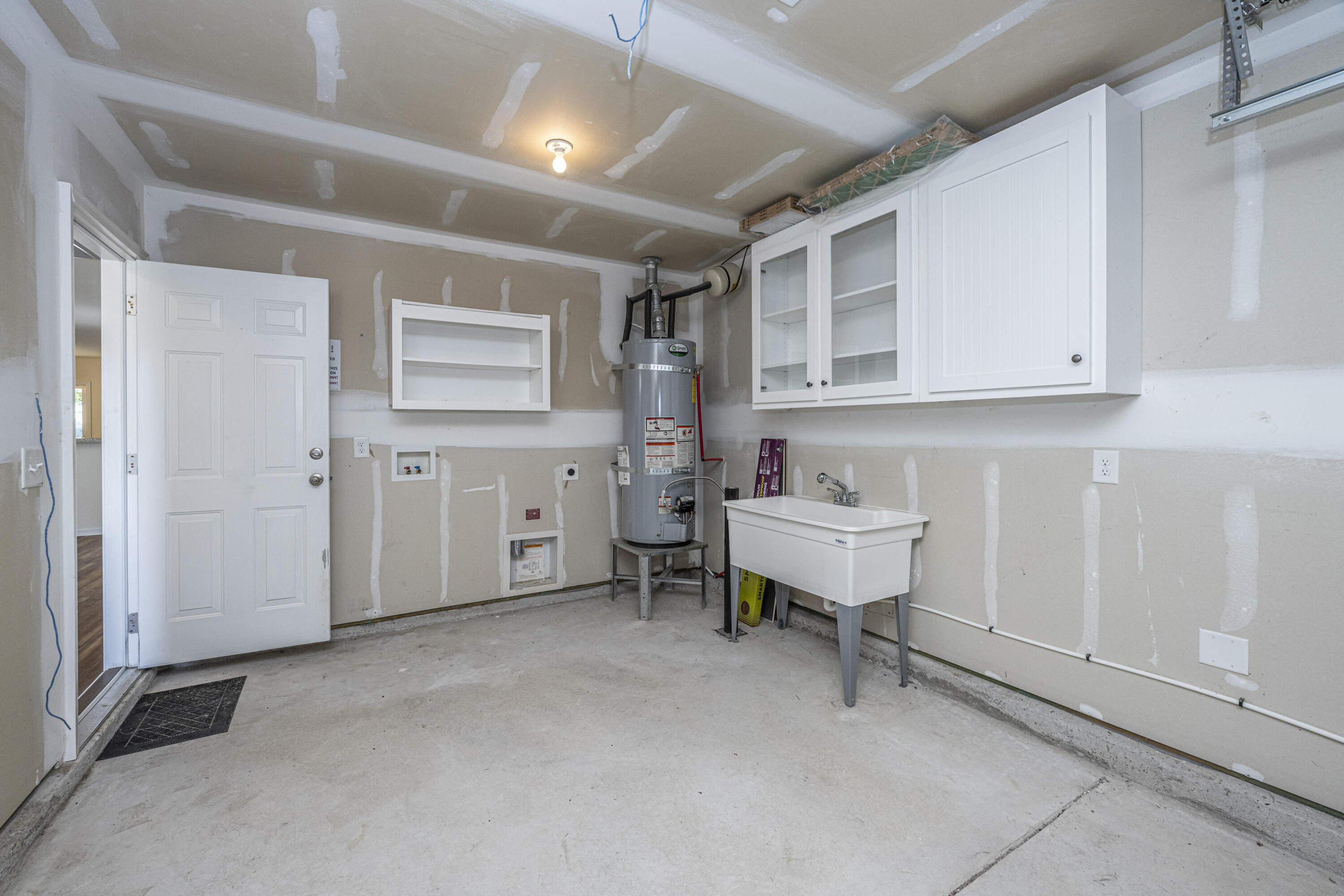 110 Brittondale Road Summerville, SC 29485 - Photo 27 of 27 Garage