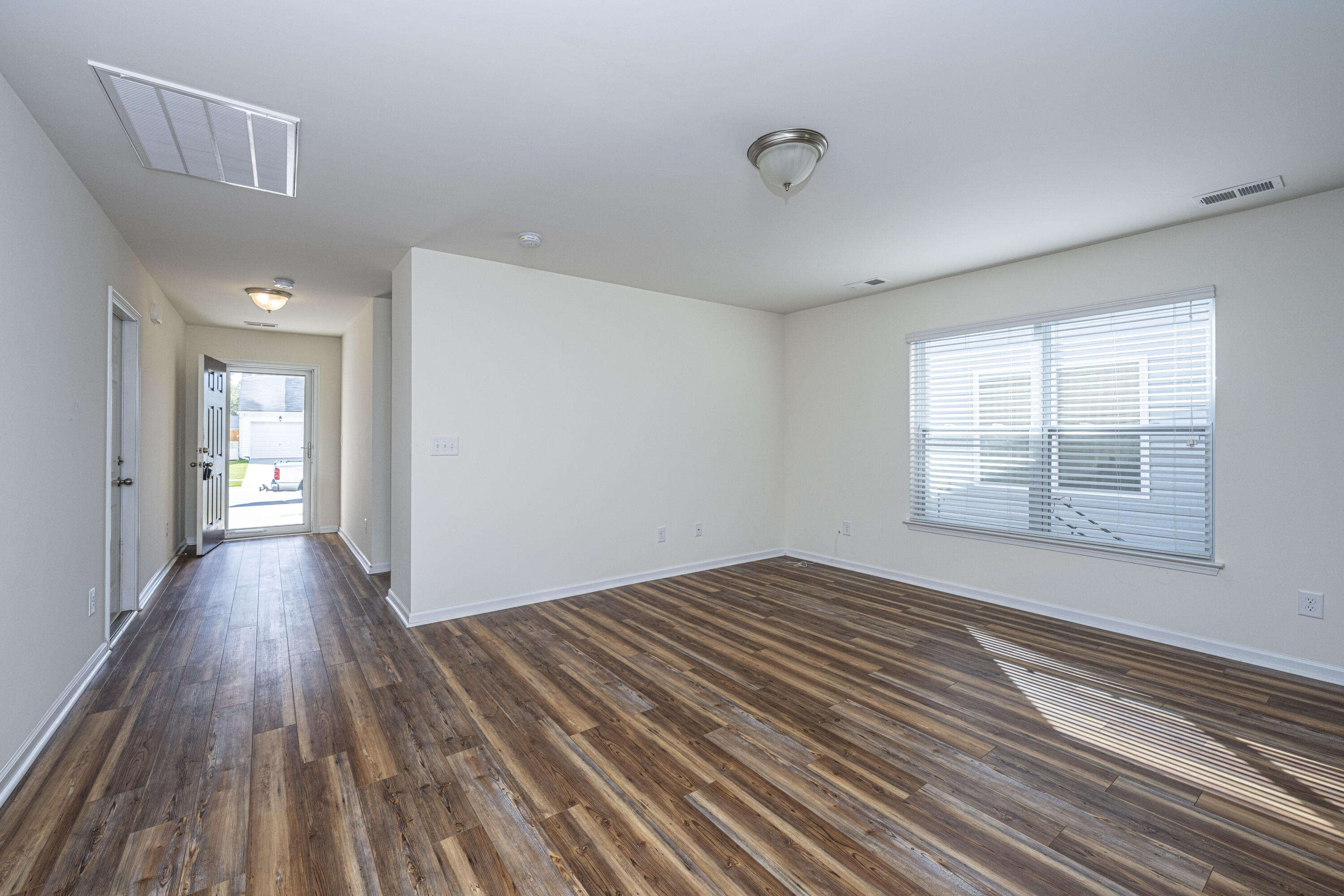 110 Brittondale Road Summerville, SC 29485 - Photo 8 of 27 Kitchen