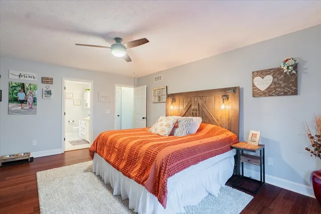 $469,900 | 901 Barbara Drive, Heyworth, IL 61745