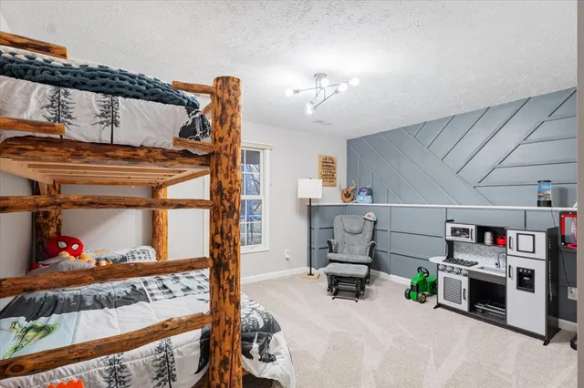 $469,900 | 901 Barbara Drive, Heyworth, IL 61745