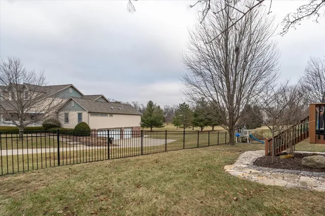 $469,900 | 901 Barbara Drive, Heyworth, IL 61745