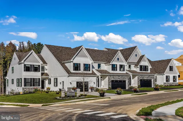 $749,900 | 4 A Leahy Drive, Newark, DE 19711