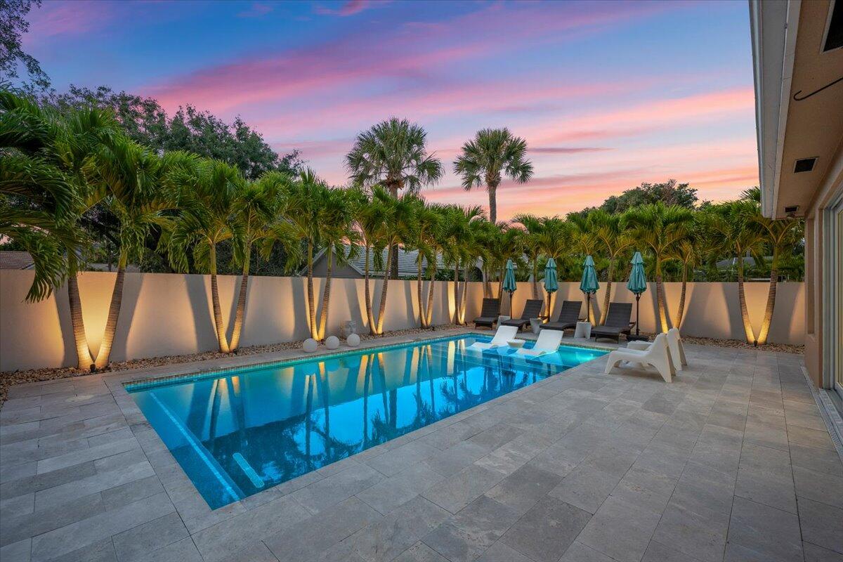 169 Hampton Circle Jupiter, FL 33458 - Photo 23 of 30 169 Hampton Circle