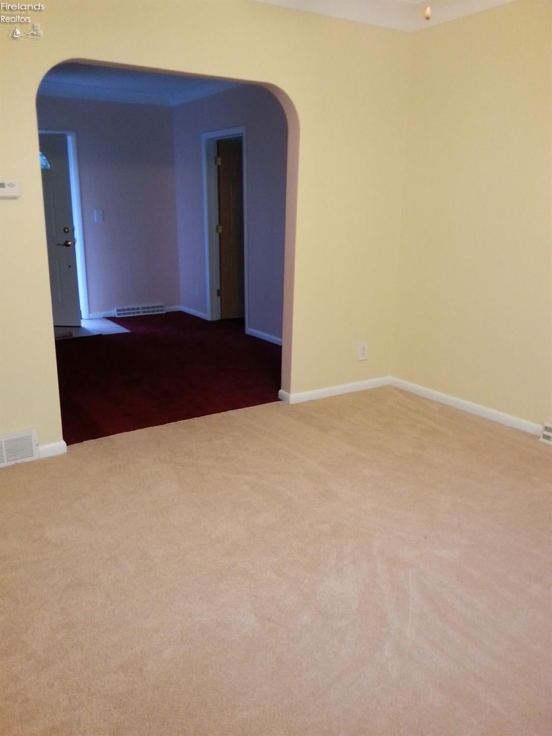 807 Heidelberg Road Toledo, OH 43615 - Photo 16 of 34 Gallery Image 16