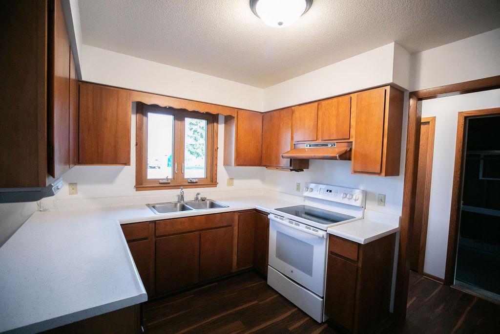 581 Pleasant Street Dassel, MN 55325 - Photo 5 of 28