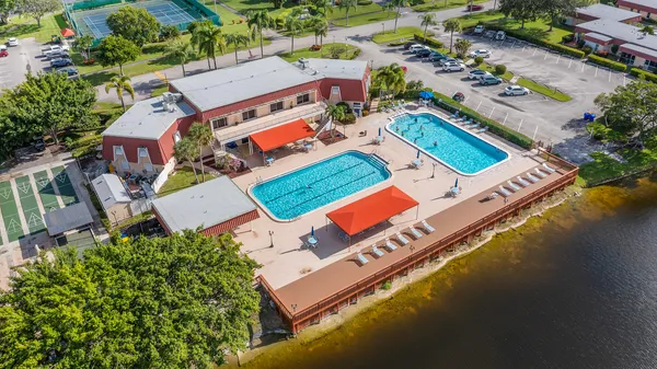 $1,490 | 811 Salem Lane, Lake Worth, FL 33467