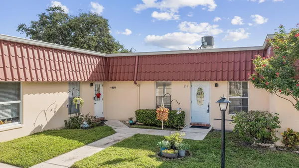 $1,490 | 811 Salem Lane, Lake Worth, FL 33467
