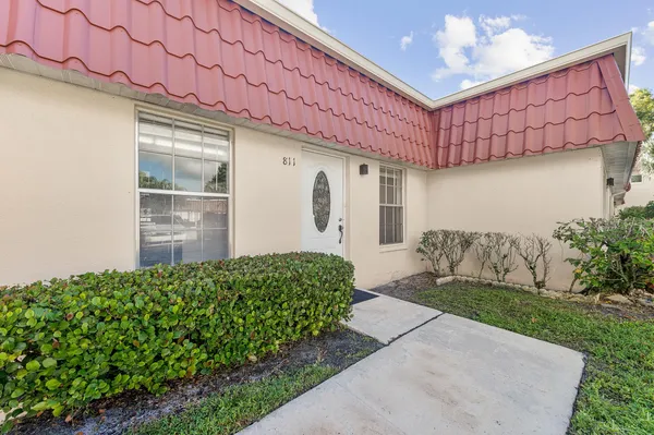 $1,490 | 811 Salem Lane, Lake Worth, FL 33467