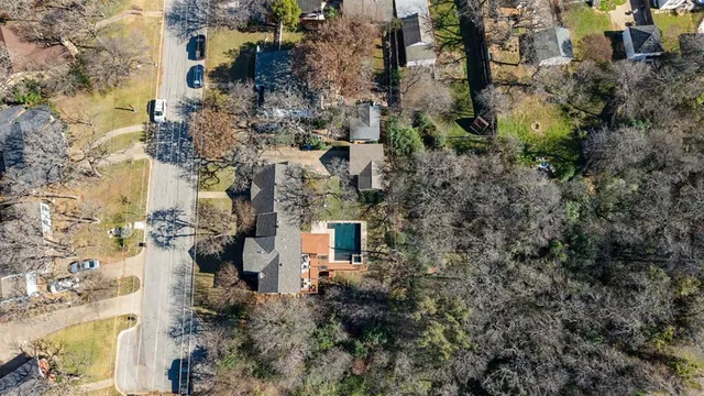 $3,800 | 2100 Daisy Lane, Fort Worth, TX 76111