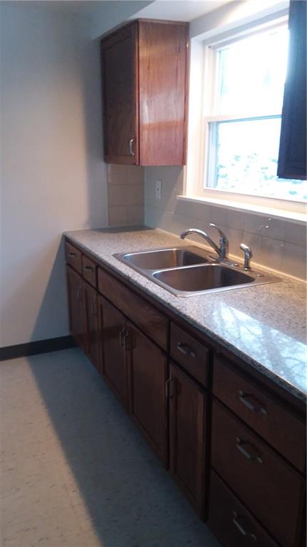 328 Moon Clinton Road, Unit 328 Coraopolis, PA 15108 - Photo 4 of 10 Gallery Image 4