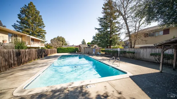 $295,000 | 300 Stony Point Road, Unit 126, Santa Rosa, CA 95401