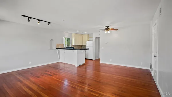 $299,000 | 300 Stony Point Road, Unit 126, Santa Rosa, CA 95401