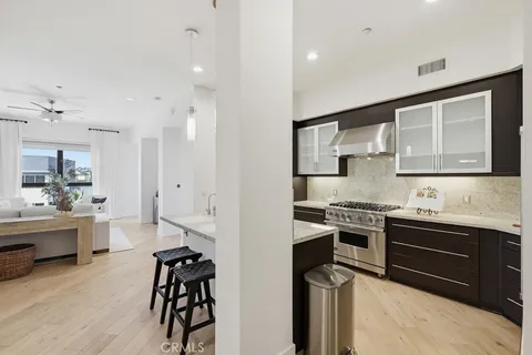 $1,290,000 | 402 Rockefeller, Unit 406, Irvine, CA 92612
