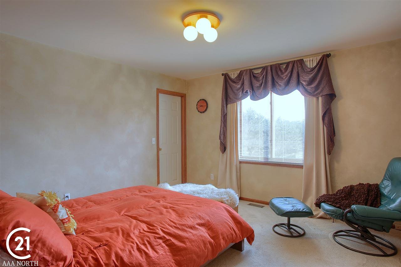1399 Lakeview Drive Rochester Hills, MI 48306 - Photo 22 of 51