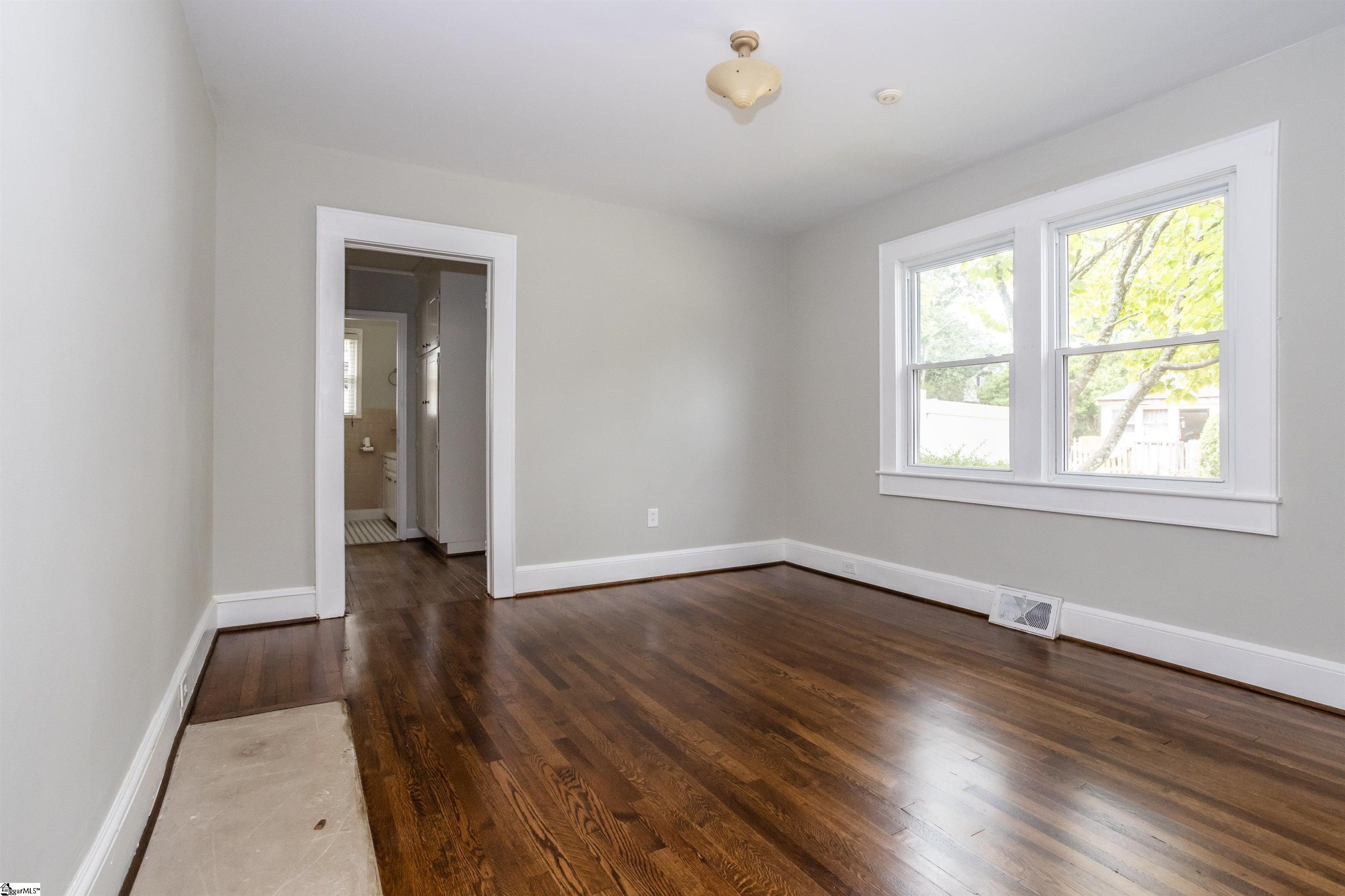 705 North Main Street Fountain Inn, SC 29644 - Photo 5 of 21
