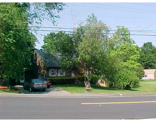 541 Maple Street Danvers, MA 01923 - Photo 1 of 4 Gallery Image 1