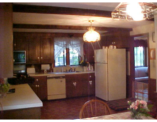 541 Maple Street Danvers, MA 01923 - Photo 3 of 4 Gallery Image 3