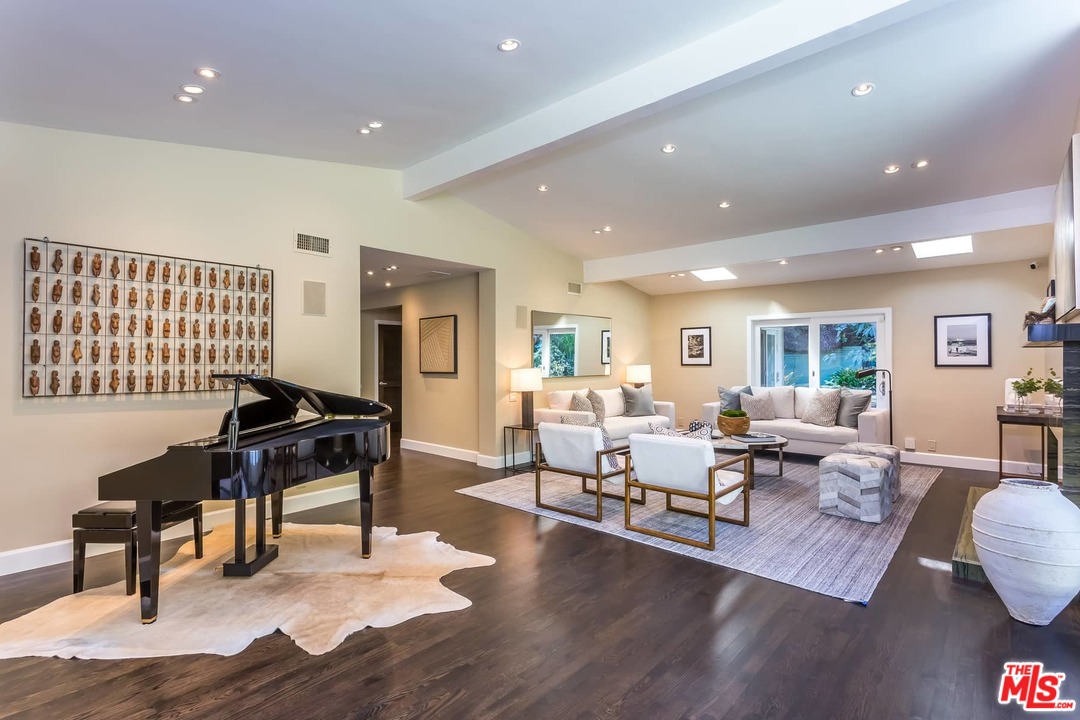 1740 Stone Canyon Road Los Angeles, CA 90077 - Photo 15 of 53