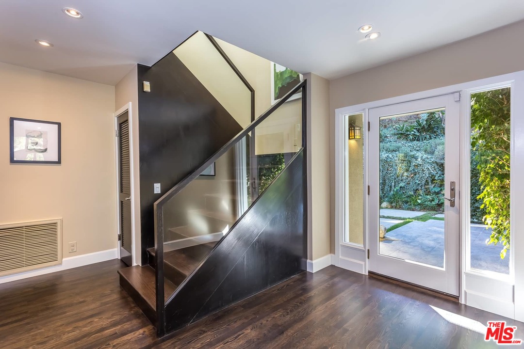 1740 Stone Canyon Road Los Angeles, CA 90077 - Photo 23 of 53
