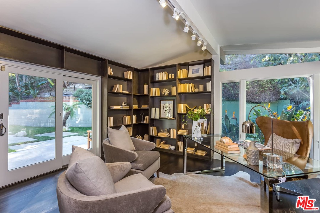 1740 Stone Canyon Road Los Angeles, CA 90077 - Photo 37 of 53