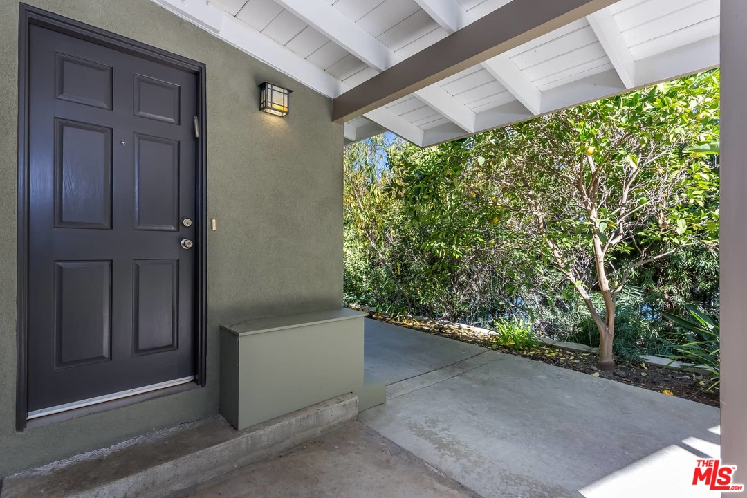 1740 Stone Canyon Road Los Angeles, CA 90077 - Photo 44 of 53