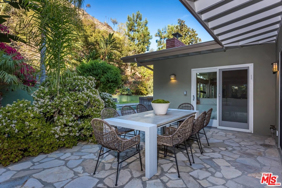 1740 Stone Canyon Road Los Angeles, CA 90077 - Photo 48 of 53