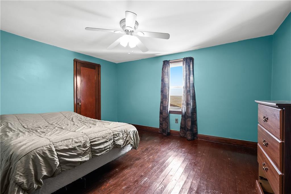 256 Smithfield Street Canonsburg, PA 15317 - Photo 16 of 21