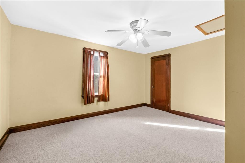 256 Smithfield Street Canonsburg, PA 15317 - Photo 17 of 21