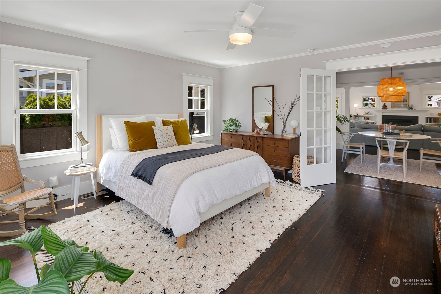 3244 Walnut Avenue Southwest Seattle, WA 98116 - Photo 15 of 40