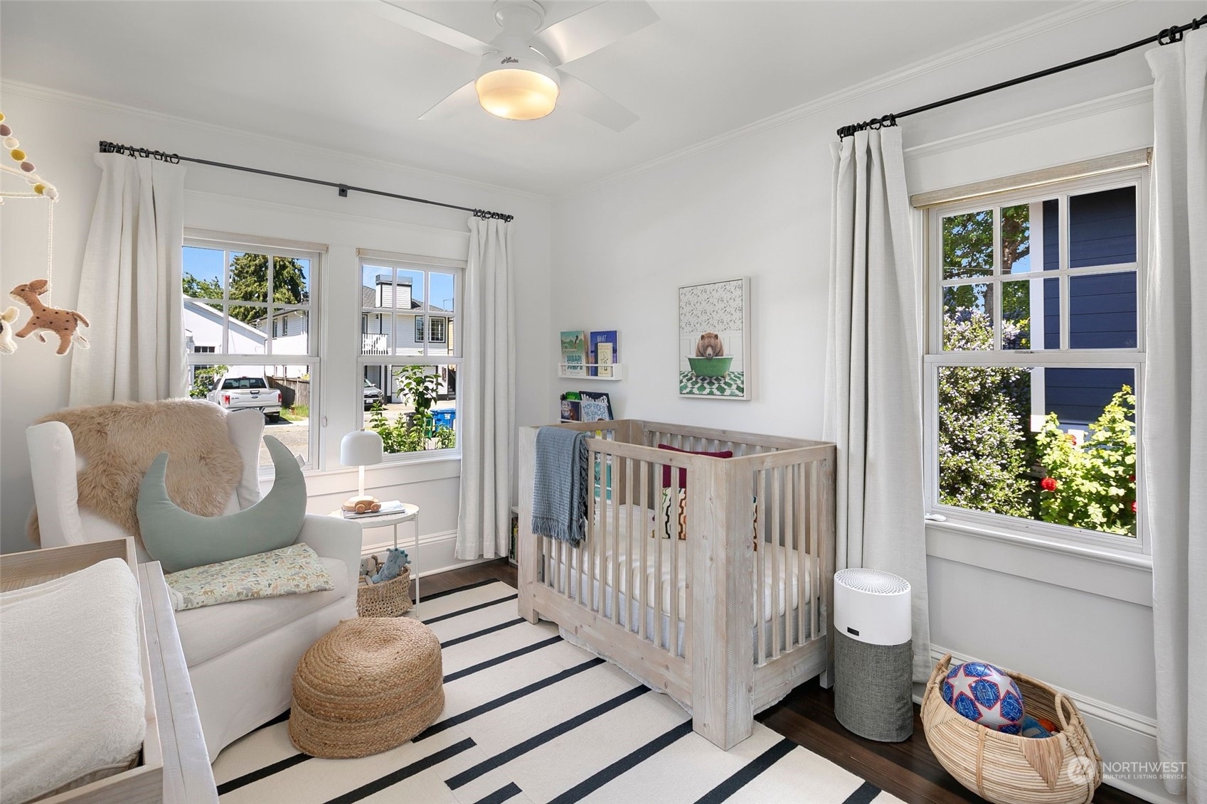 3244 Walnut Avenue Southwest Seattle, WA 98116 - Photo 19 of 40 a living room with furniture and a window