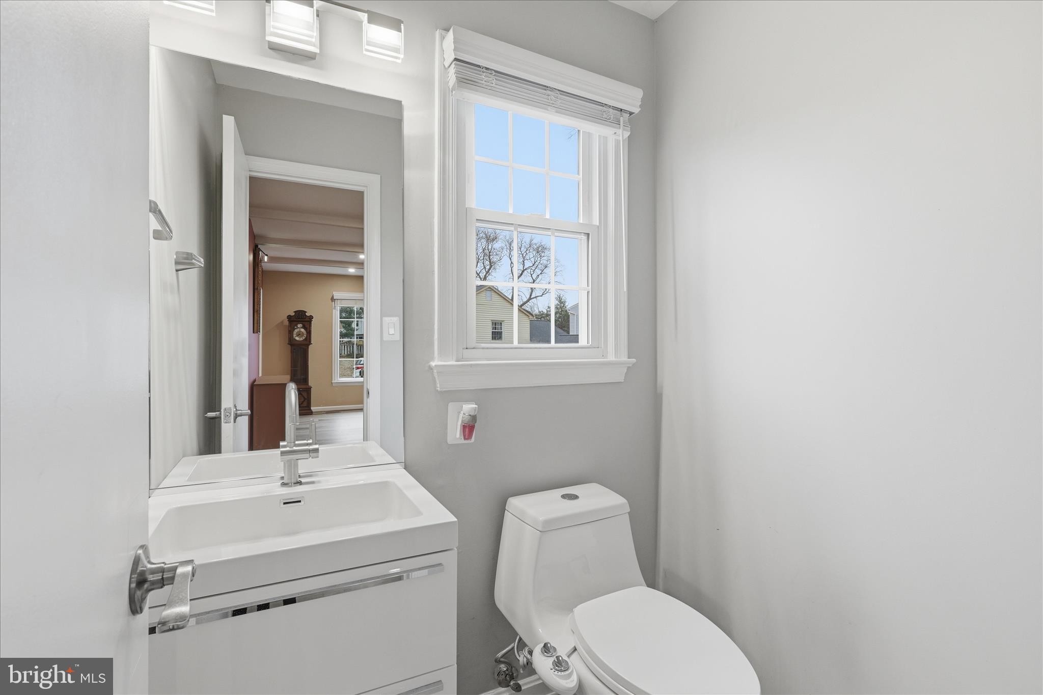 7923 Lake Pleasant Drive Springfield, VA 22153 - Photo 20 of 56