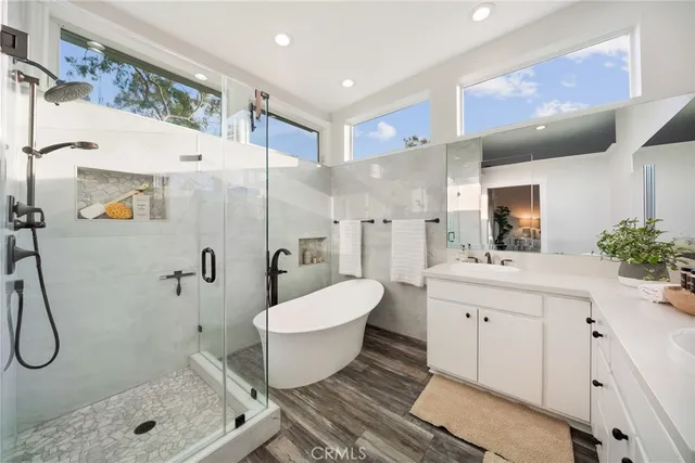 $3,080,000 | 26 Windflower, Irvine, CA 92603