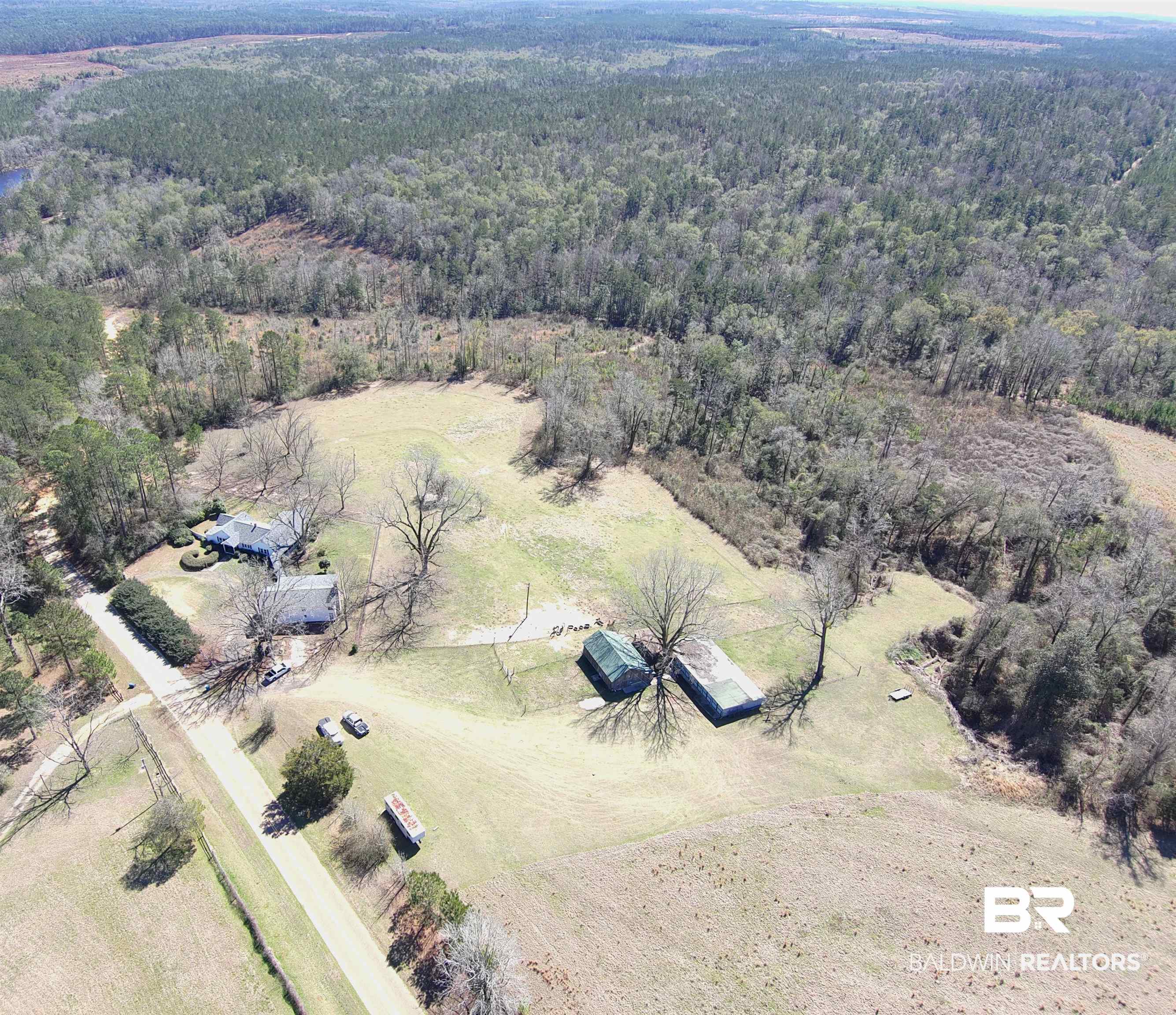 2006 Evergreen Road Jackson, AL 36545 - Photo 6 of 79