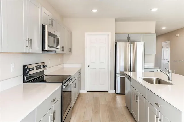 $3,950 | 12831 Canter Call Road, Lithia, FL 33547