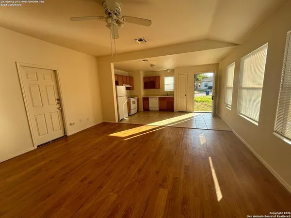 $1,225 | 14543 Clovelly Wood, San Antonio, TX 78233