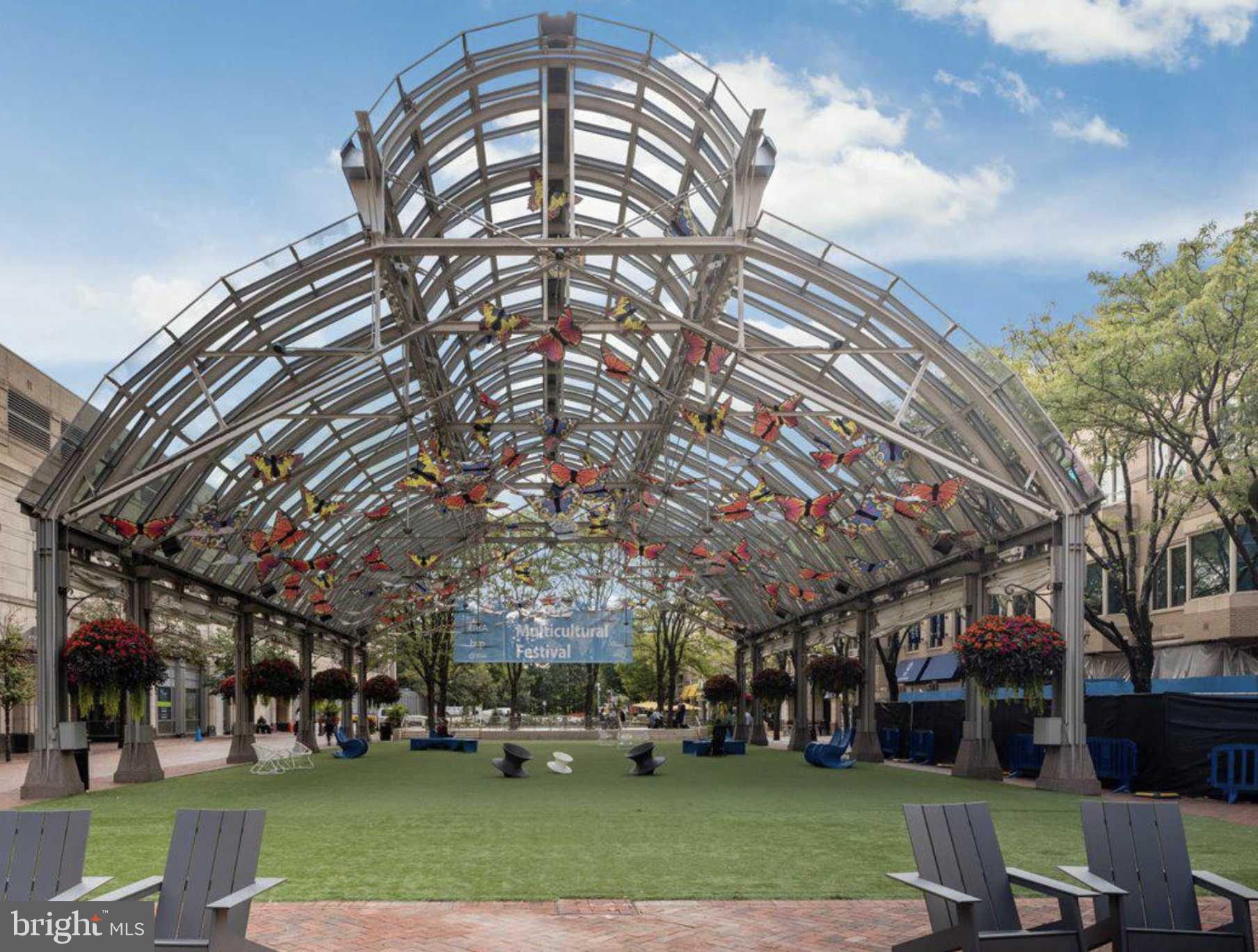 1534 Northgate Square, Unit 11C Reston, VA 20190 - Photo 31 of 37 Vibrant canopy over green space