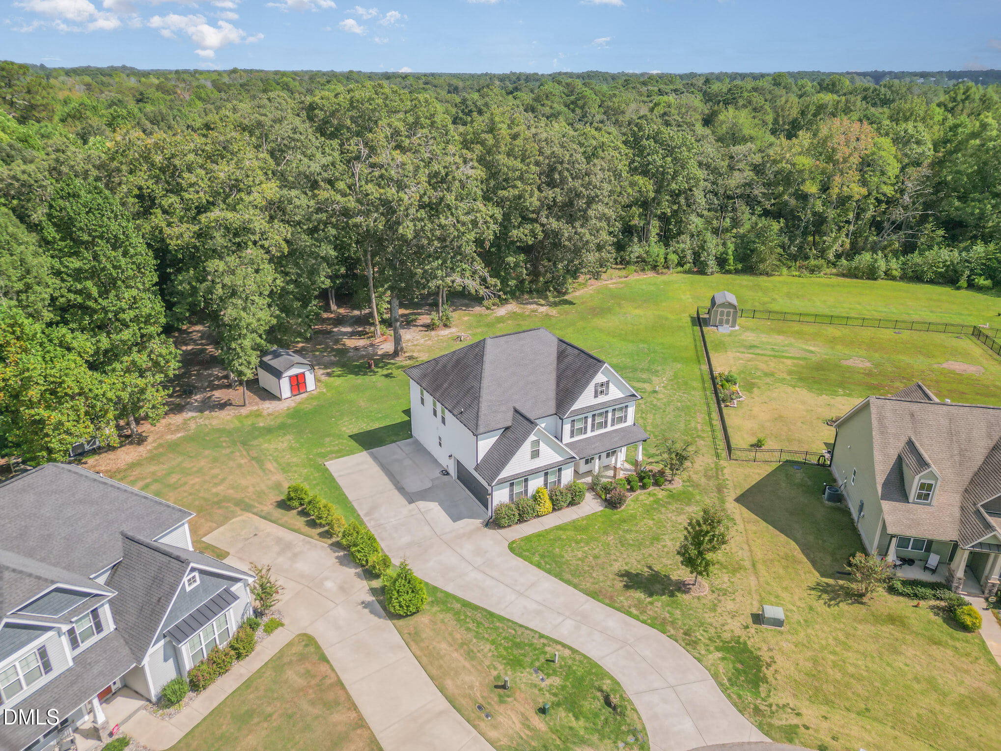 420 Colson Ridge Drive Clayton, NC 27520 - Photo 4 of 43 042_file_491@2x