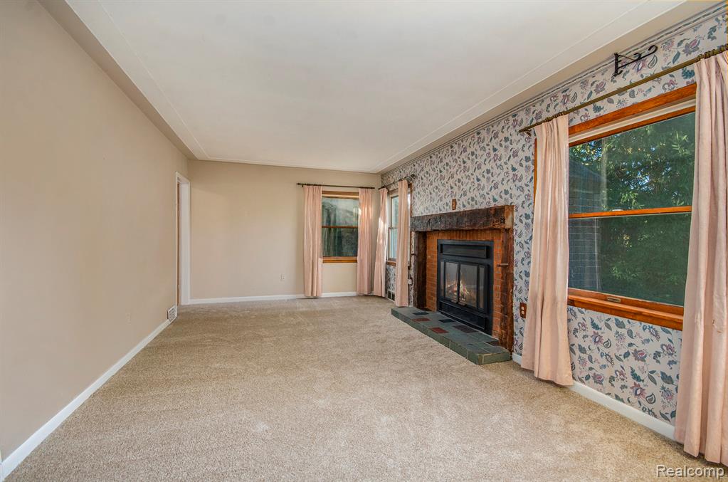 8344 Ellis Road Clarkston, MI 48348 - Photo 27 of 32
